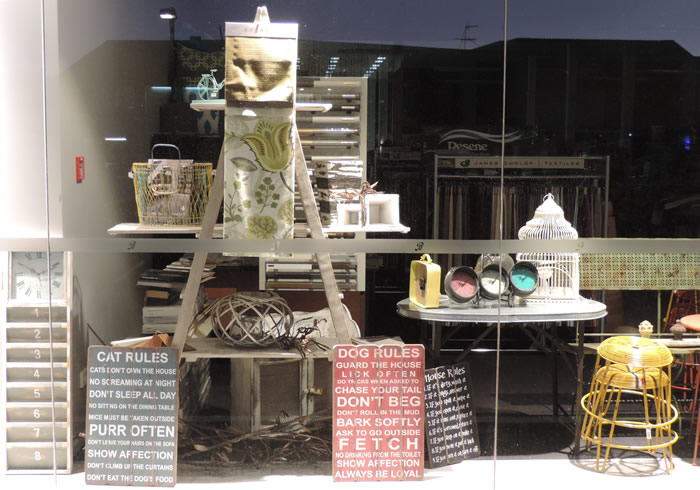 blackwells-window-displays-13